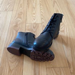 Tod’s Leather Boots Sz 37, NEW!